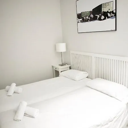 Moraza - Local Rentss サン・セバスティアン