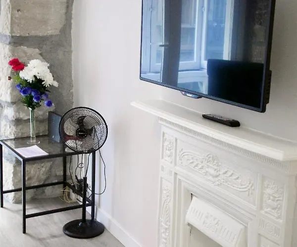 Apartment Moraza - Local Rentss