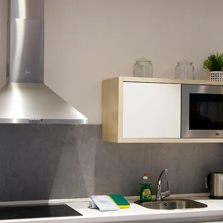 Moraza - Local Rentss Apartment