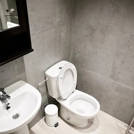 Apartment Moraza - Local Rentss