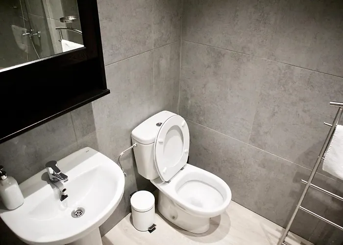 Apartment Moraza - Local Rentss